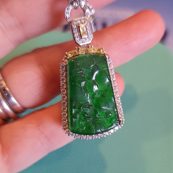 Untreated Guatemala Jadeite Jade Pendant Necklace - Picture 4 of 12